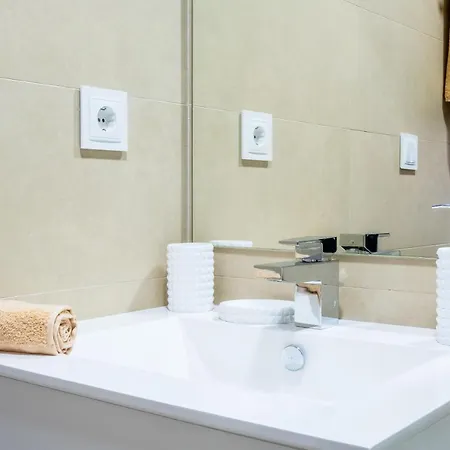 New 2020 Residencial Aqua -apartment Center